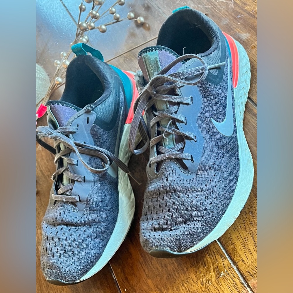 Nike Sc Mesh Womens Size 8 Running Shoe